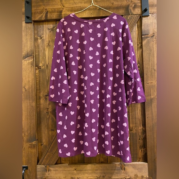 Women Within Top With Harts, New Without Tags, size 14/16 - Picture 2 of 3